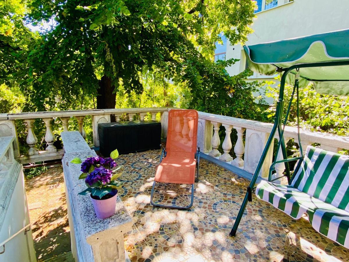 Budahome Apartment *